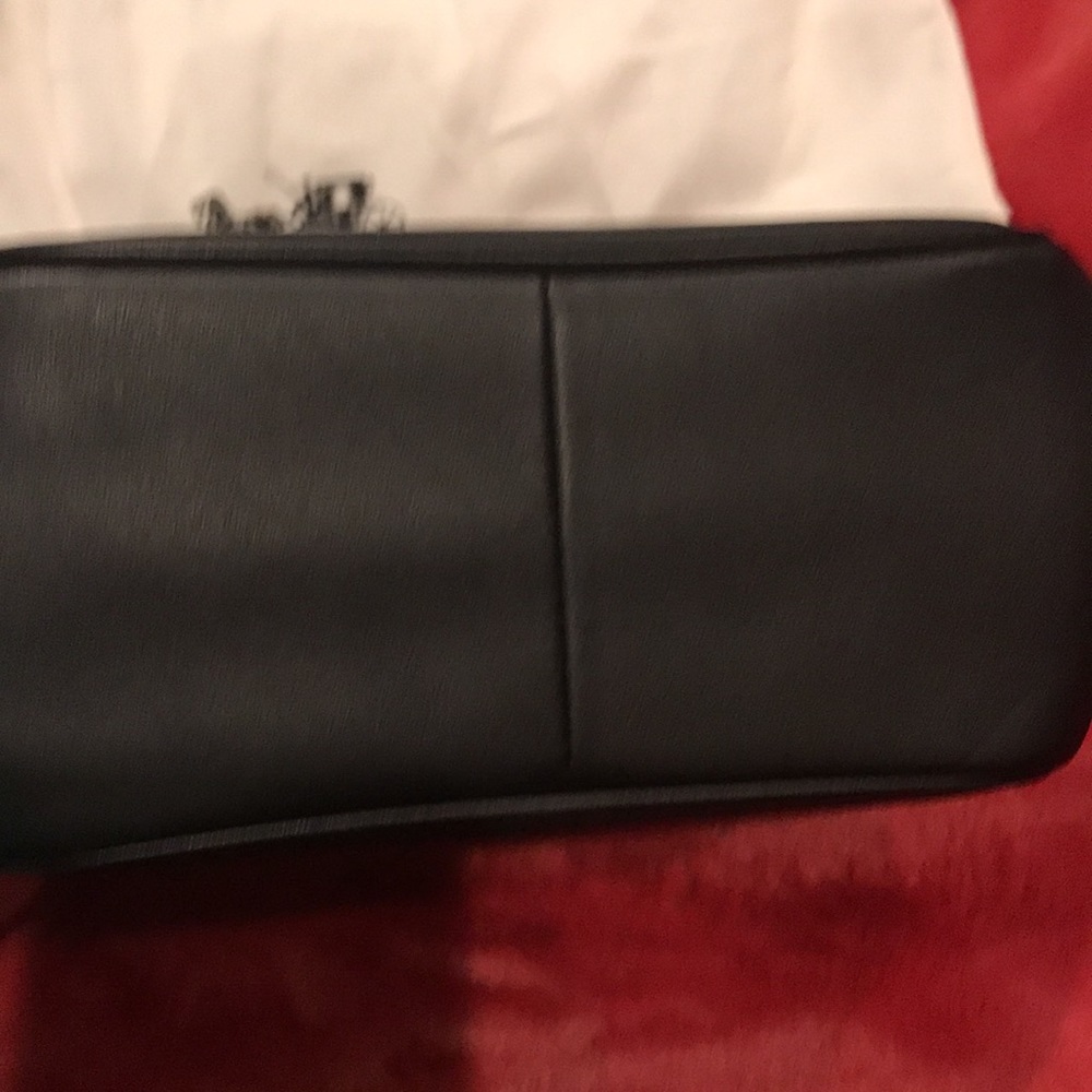 Disney X Coach Mickey Mouse kisslock Bag♥️ - Picture 7 of 14